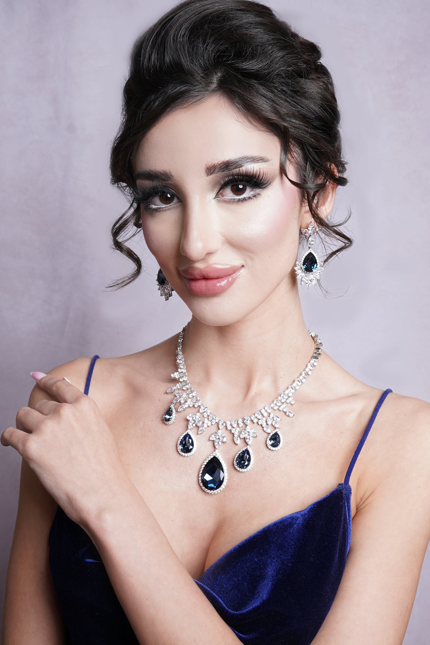 Leila Sapphire Jewellery Set