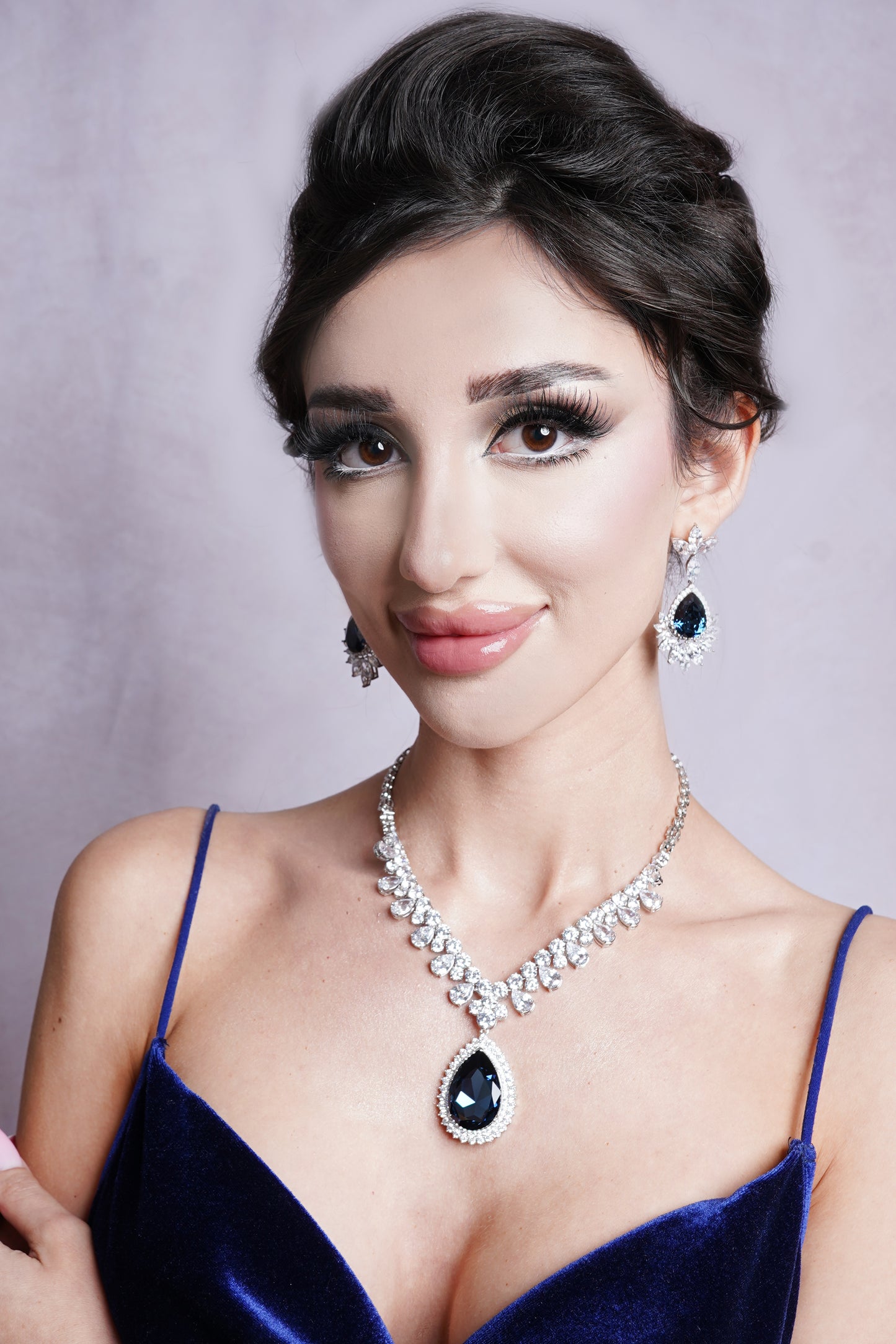 Rosa Sapphire Jewellery Set