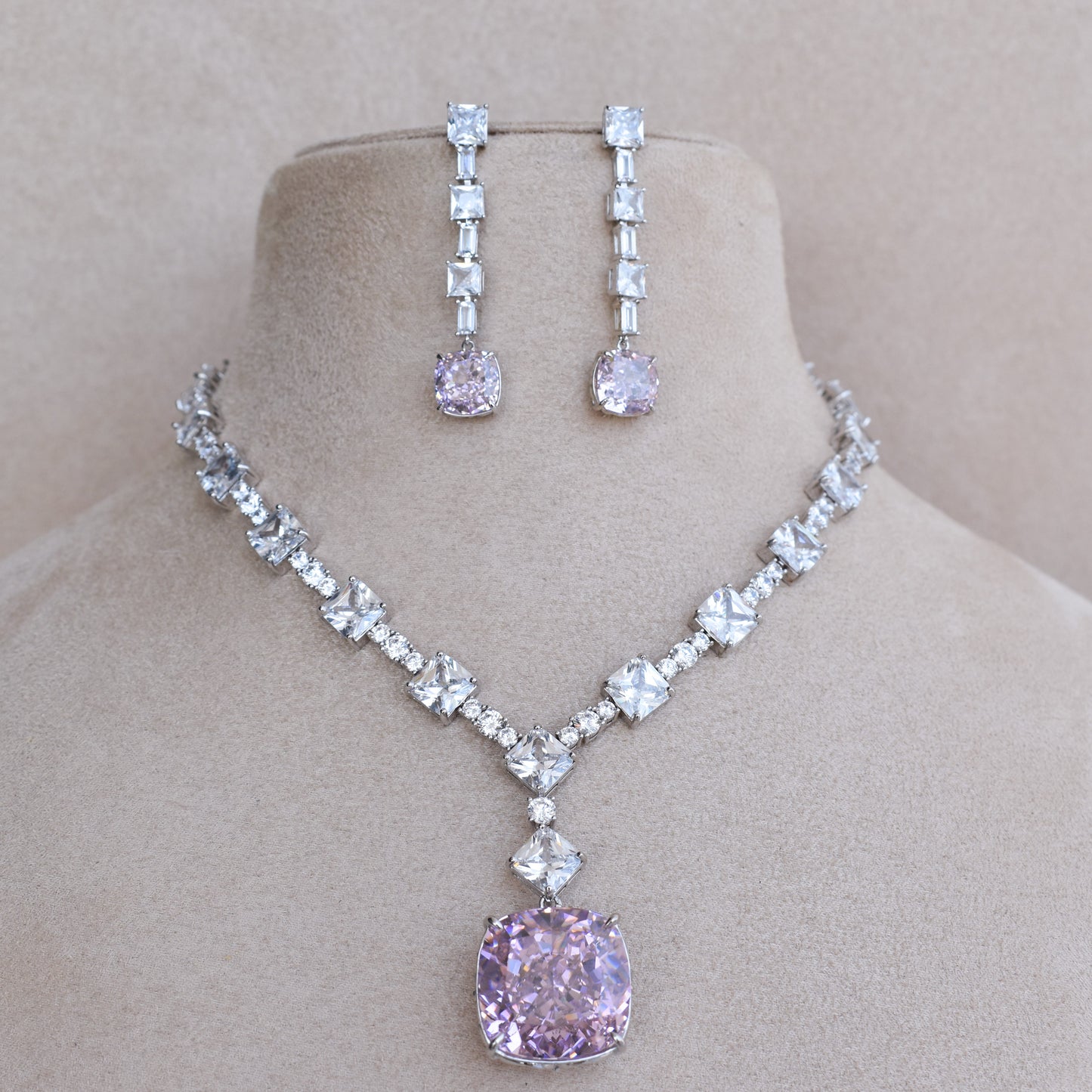 Alara Pink Jewellery Set