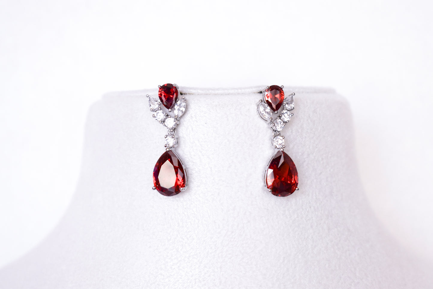 Zerish Garnet Jewellery Set