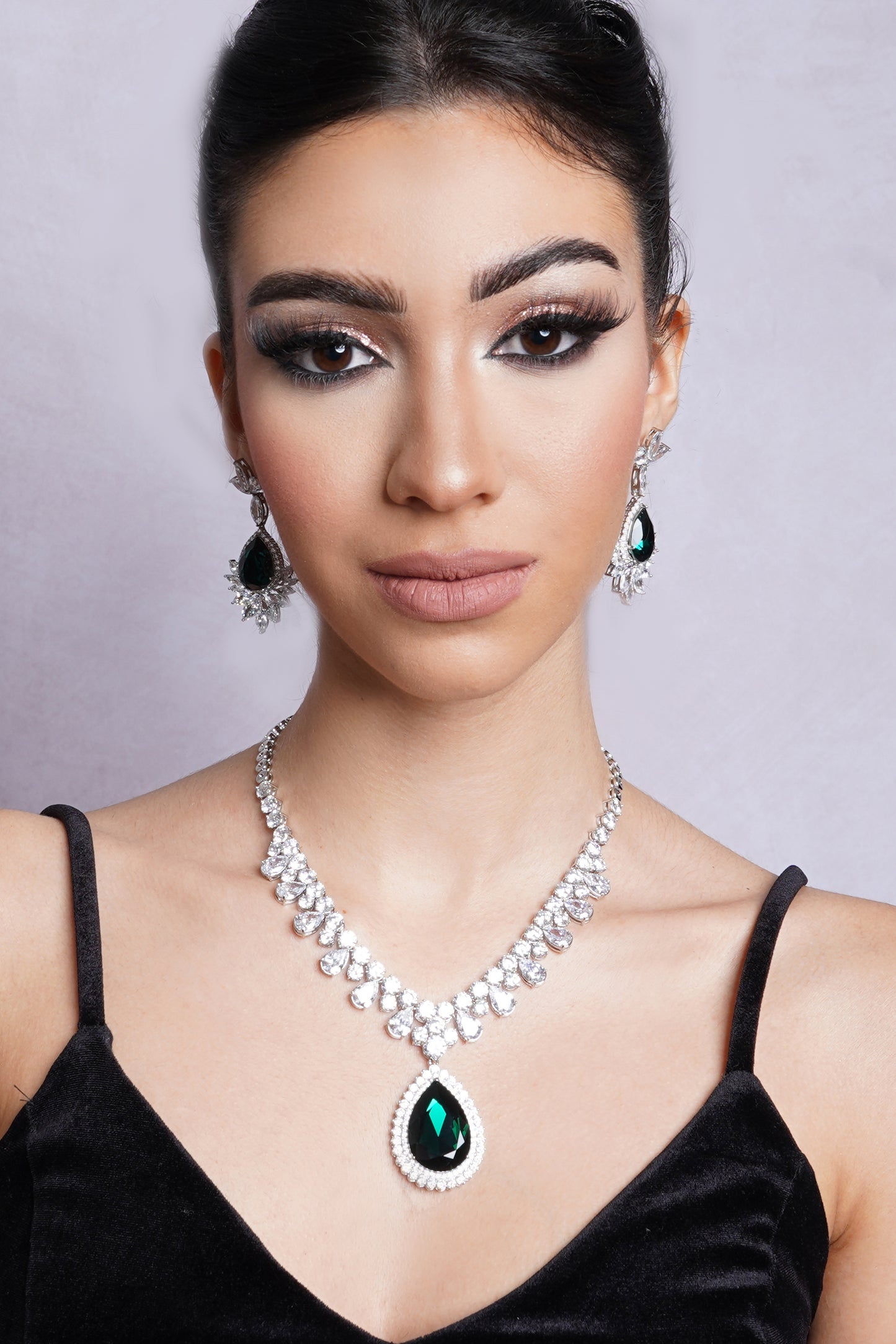 Rosa Emerald Jewellery Set