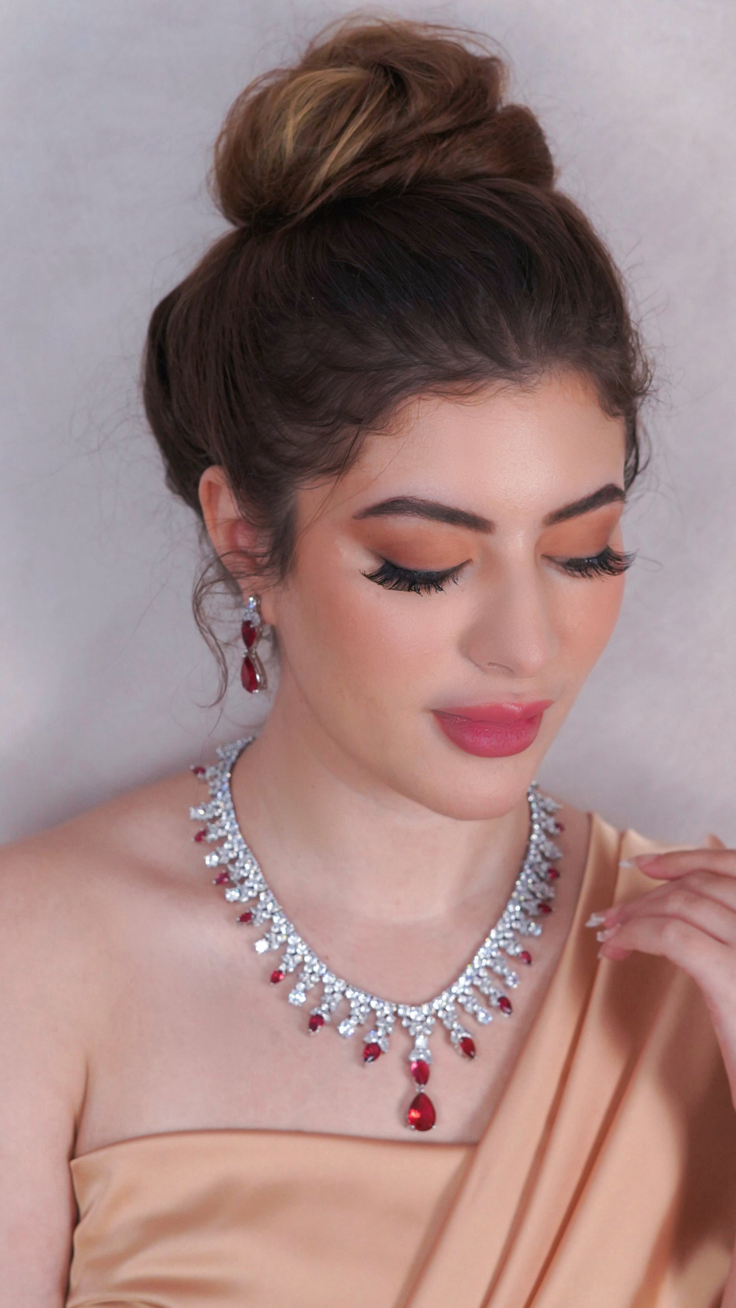 Mona Ruby Jewellery Set