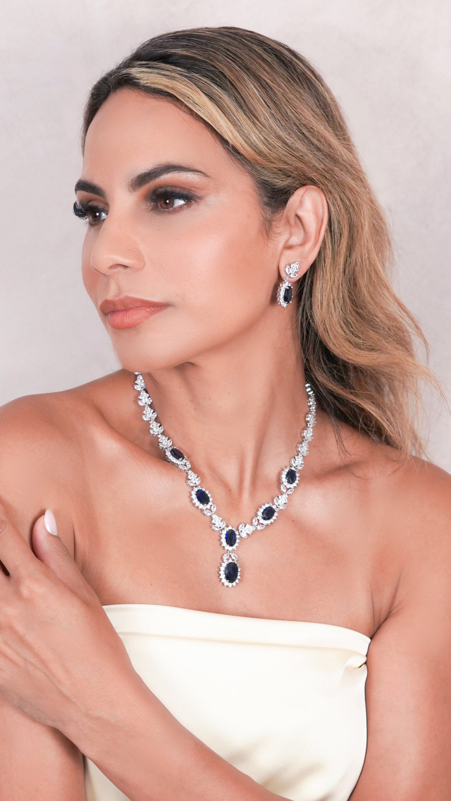 Sana Sapphire Jewellery Set