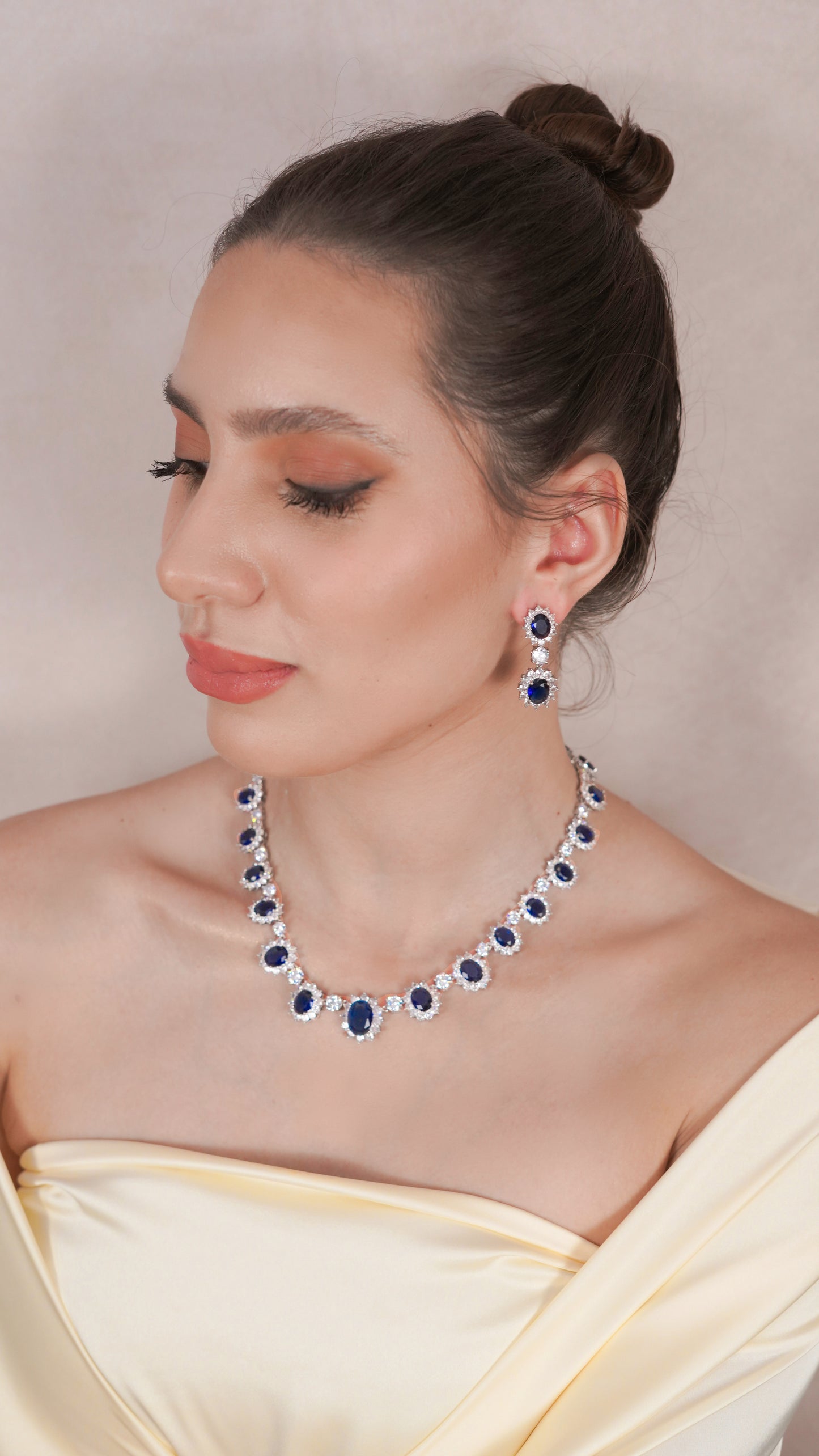 Tara Sapphire Jewellery Set